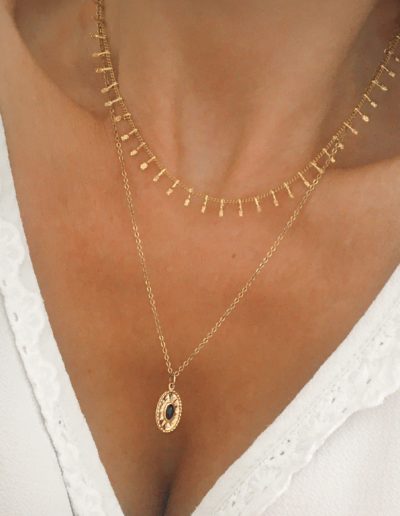 Paire de colliers